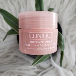 Clinique Moisture Surge 100H Auto Replenishing Hydrator .5 oz